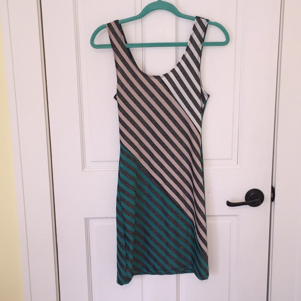 ⬇️ Striped Dress